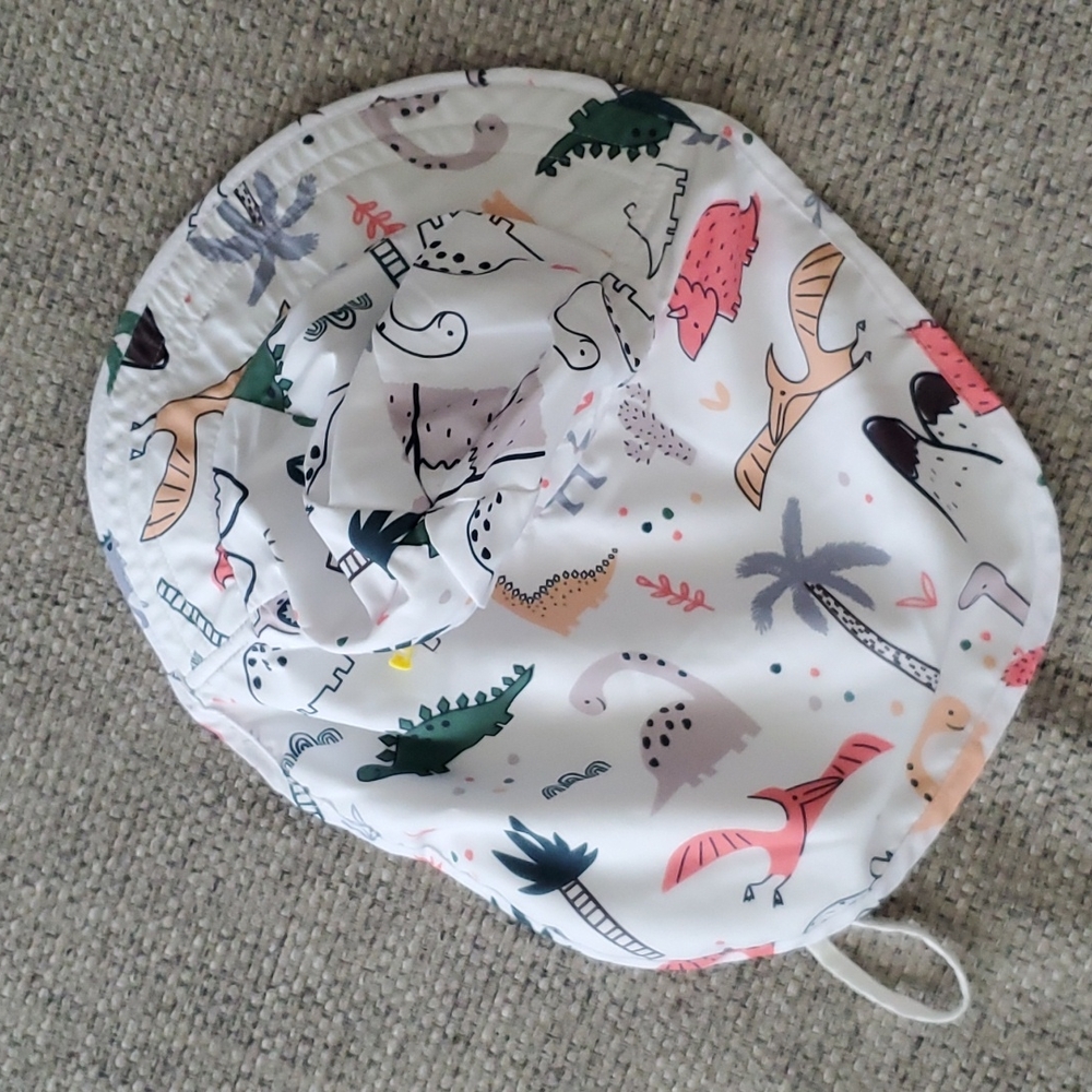 Dinosaur sun hat